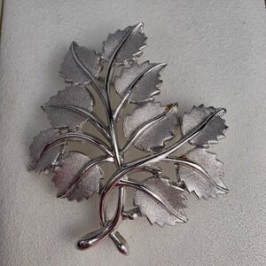 Vintage Crown Trifari Brushed Silver Tone Multi-Leaf Spray Brooch Signed 1960s